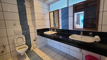 c3 Cowrie Shell Residences