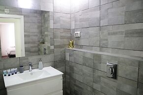 YalaRent Midtown towers TLV