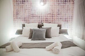 YalaRent Midtown towers TLV