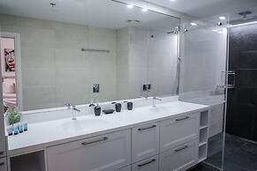 YalaRent Midtown towers TLV