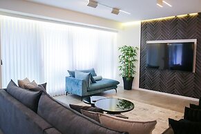 YalaRent Midtown towers TLV