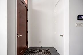 GLOBALSTAY Luxury Townhouse in Downtown Toronto