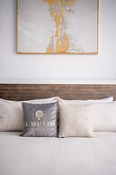 GLOBALSTAY Luxury Townhouse in Downtown Toronto