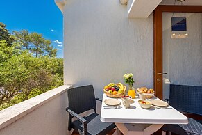 Valdarke Sea View Apartment