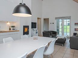 6 Person Holiday Home in Gjern-by Traum
