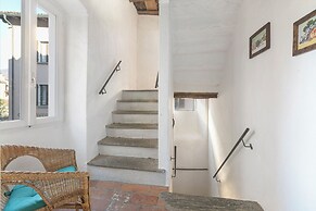 Historical Caslano Apartments