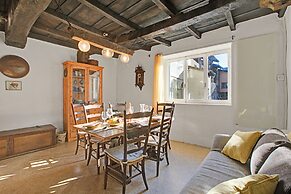 Historical Caslano Apartments