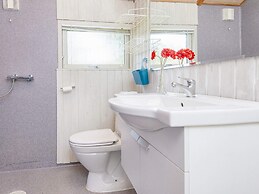 5 Person Holiday Home in Hovborg