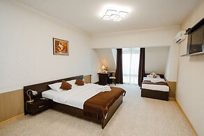 Tip Top Hotel City Center