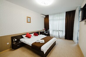 Tip Top Hotel City Center