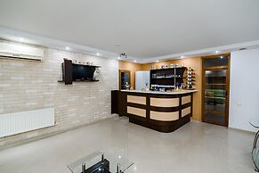 Tip Top Hotel City Center