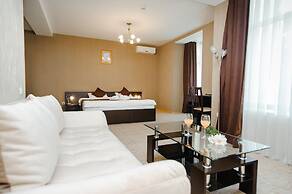 Tip Top Hotel City Center