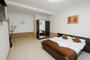 Tip Top Hotel City Center