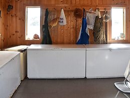 6 Person Holiday Home in Bud-by Traum