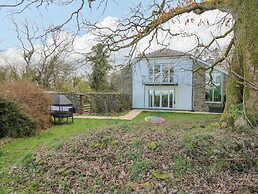 Cringoed House