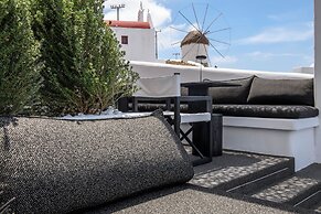 She Mykonos Boutique Hotel