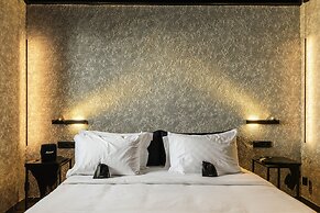 She Mykonos Boutique Hotel