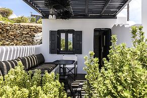 She Mykonos Boutique Hotel