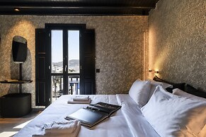 She Mykonos Boutique Hotel