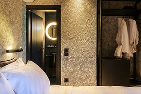 She Mykonos Boutique Hotel