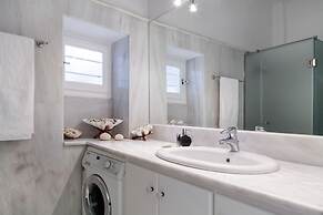 She Mykonos - The Residency