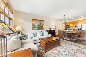 Lone Eagle #3017 by Summit County Mountain Retreats