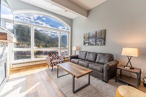 Lakeshore #1543 by Summit County Mountain Retreats