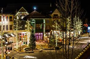 Lakeshore #1543 by Summit County Mountain Retreats