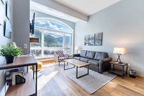 Lakeshore #1543 by Summit County Mountain Retreats