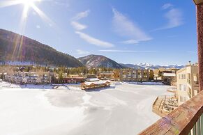 Lakeshore #1543 by Summit County Mountain Retreats