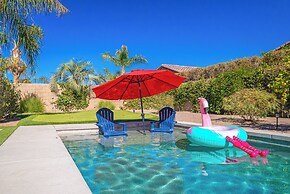 Desert Escape with Pool, Firepit, Putting Green