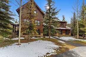 Trapper's Crossing #8768 by Summit County Mountain Retreats