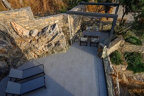 Vrahos Executive Suite