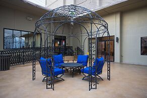 Stay Together on The Strip - 3 Bed Condo