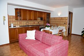 Ca Bearly in Nesso With 1 Bedrooms and 1 Bathrooms