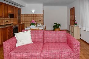 Ca Bearly in Nesso With 1 Bedrooms and 1 Bathrooms