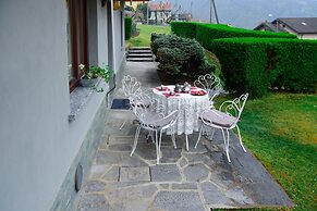 Ca Bearly in Nesso With 1 Bedrooms and 1 Bathrooms