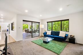 The Perfect Spacious 2BR Getaway-Netflix