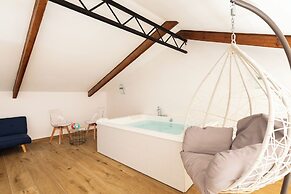 Lidia Rooms & Suites