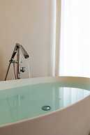 Lidia Rooms & Suites