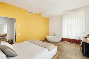 Lidia Rooms & Suites