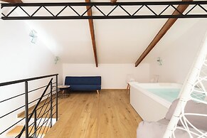 Lidia Rooms & Suites