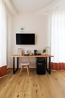 Lidia Rooms & Suites