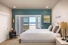 Moonlight by Avantstay Modern Home w/ Views & Direct Access to Rockawa