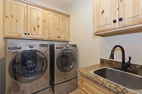 Paradise Pines by Avantstay Beautiful Big Bear Home Only 1 Mile To Sno