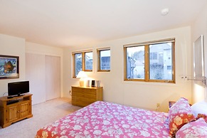 Lulu City 5B by Avantstay Across From Lift #7 10-minute Walk to Downto