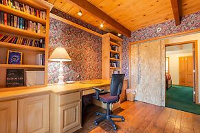 Timberline Lodge by Avantstay Secluded Hill Top Home w/ Incredible Vie