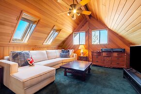 Timberline Lodge by Avantstay Secluded Hill Top Home w/ Incredible Vie