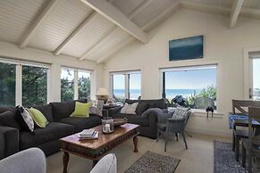 Chapman Cove by Avantstay Gorgeous Beach Bungalow w/ Sauna