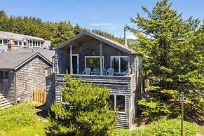 Chapman Cove by Avantstay Gorgeous Beach Bungalow w/ Sauna
